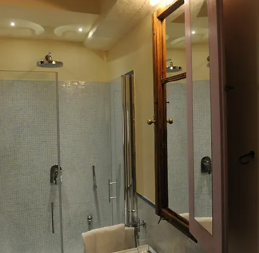 Pane E Vino كورتونا